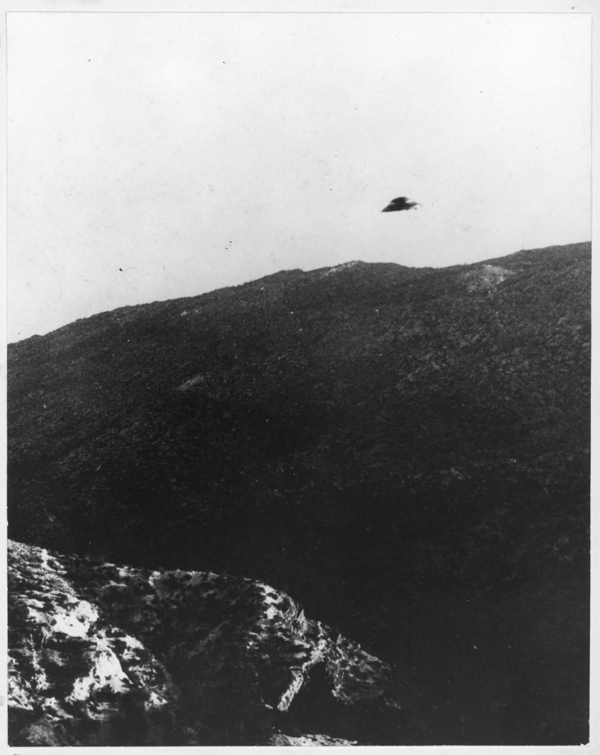 Black-and-white U.S. Air Force photograph catalogued as an Unidentified Flying Object